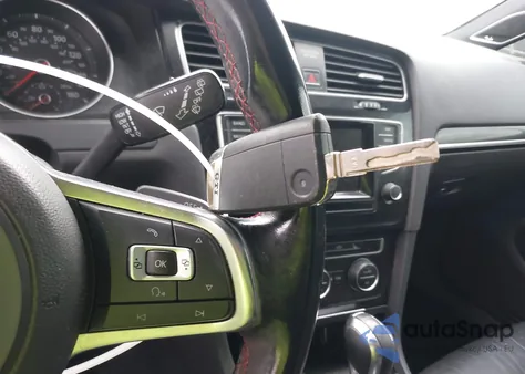 2015 Volkswagen Golf Gti 2.0T Autobahn 4-Door z USA, uszkodzony, nr VIN 3VW4T7AU1FM037516